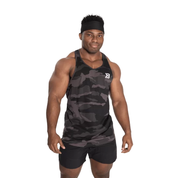 Essential T-Back Dark Camo | Better Bodies